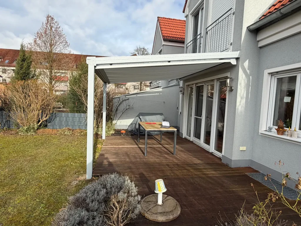 Terrassenüberdachung Donauwörth mit Unterdach Markise