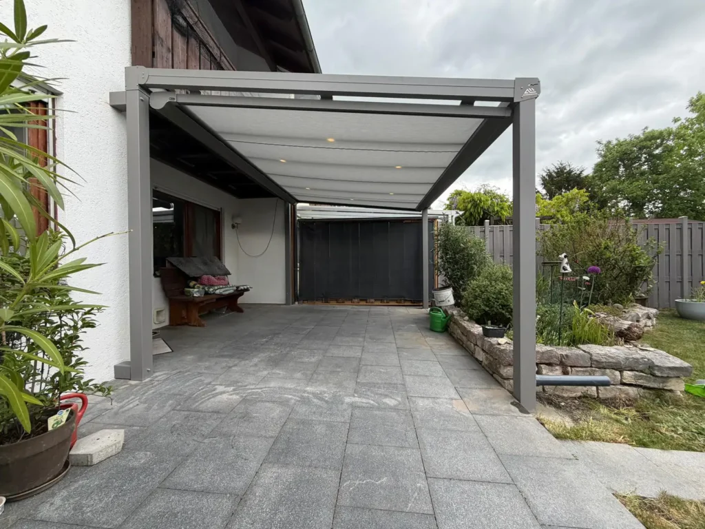 Freistehende Terrassenüberdachung aus Aluminium in Kaufering bei Landsberg am Lech