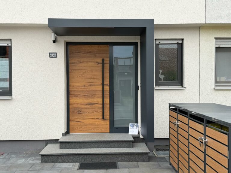 Frontline Eingangsüberdachung Obermeitingen mit LED
